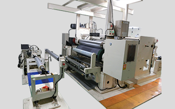 油圧式エンボス機